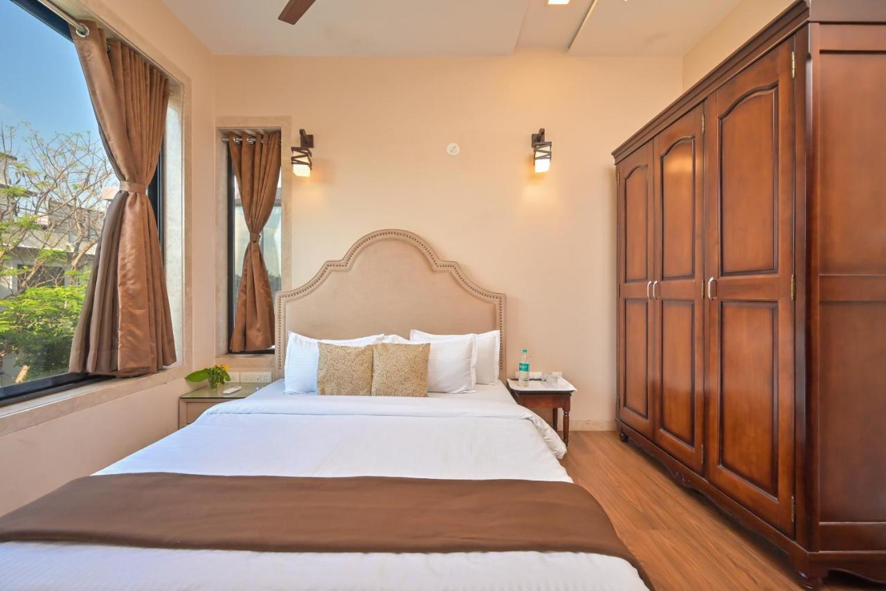 Tranq Villas' Abs 2 : Dream 5 Bedroom Pvt Pool Villa Getaway Lonavala Exterior photo
